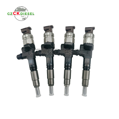 kaufen Injektor 1J705-53052 1J705-53053 295050-1331 Für den Kubota V2607-CR-TE4 Motor SB65P SV65PC SSV65 online manufacture